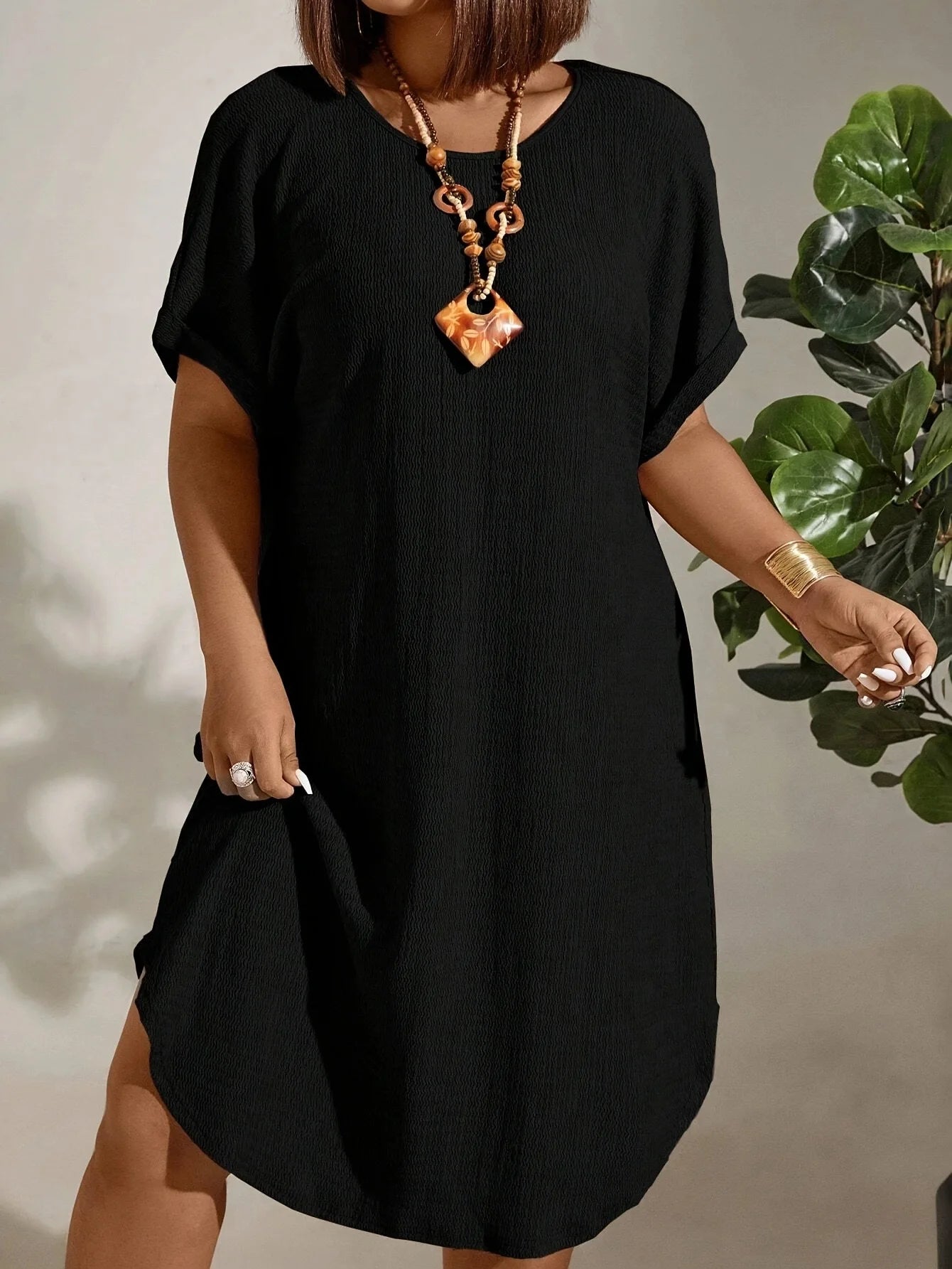 European and American large-size women's clothing 2025 summer new short-sleeved solid color dress large-size