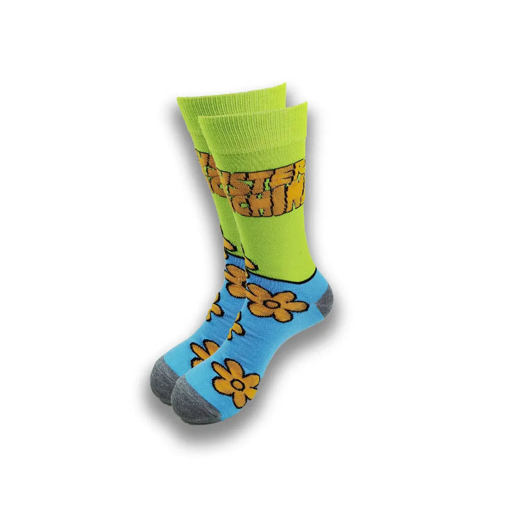 Fashionable design of men's and women's socks in spring and autumn young tube crew socks.