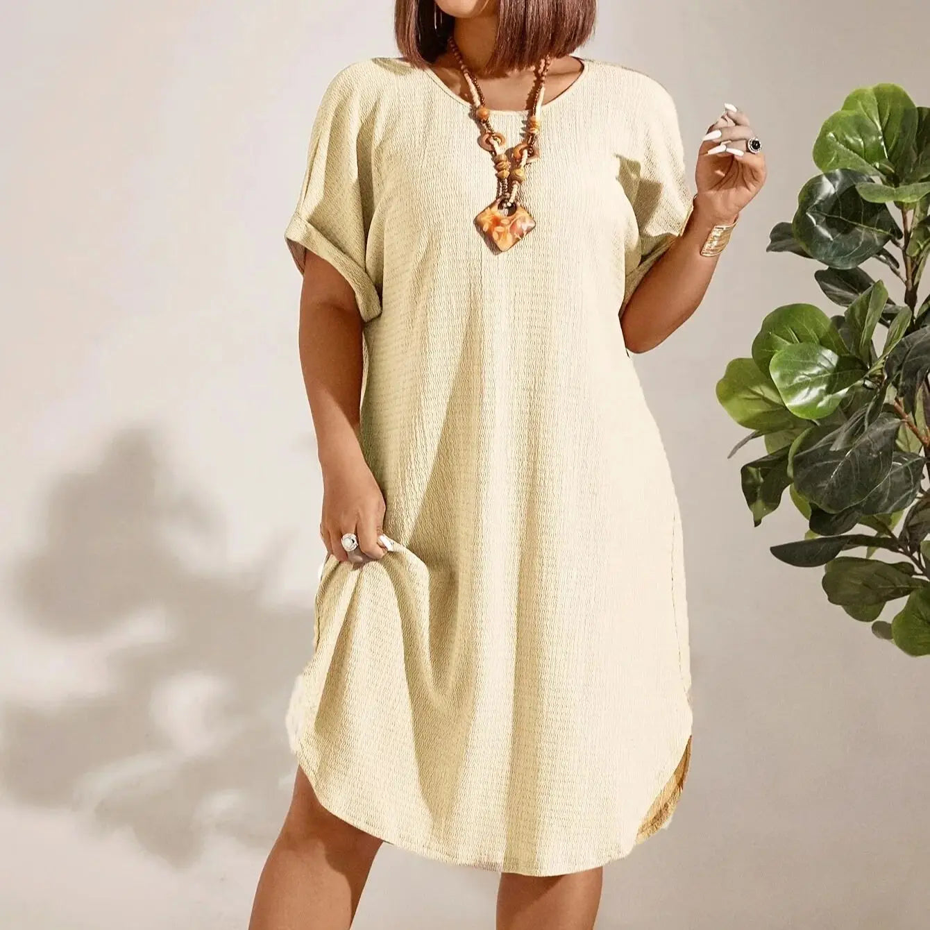 European and American large-size women's clothing 2025 summer new short-sleeved solid color dress large-size