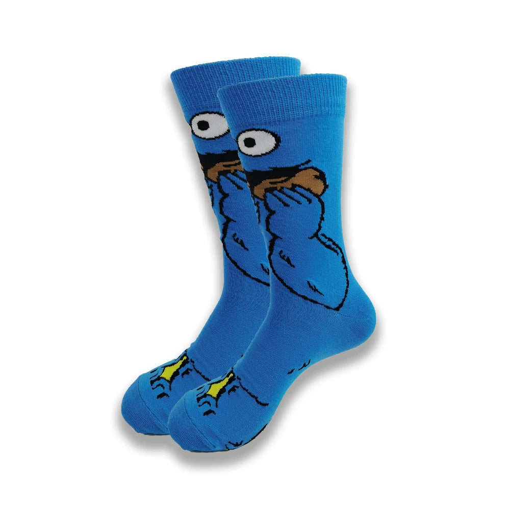 Fashionable design of men's and women's socks in spring and autumn young tube crew socks.