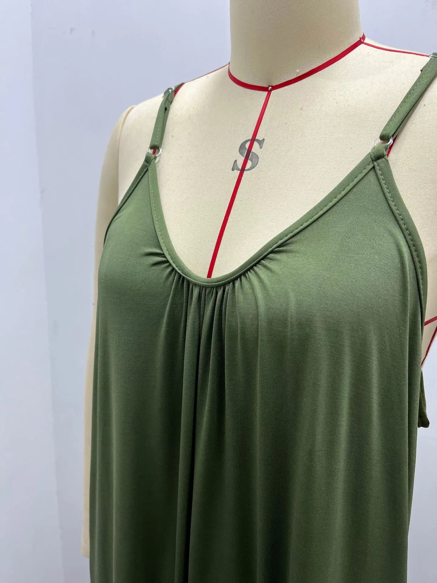 European and American Suspender Women's 2023 Summer New Foreign Trade Tolid Color Pocket Casual Jumpsuit