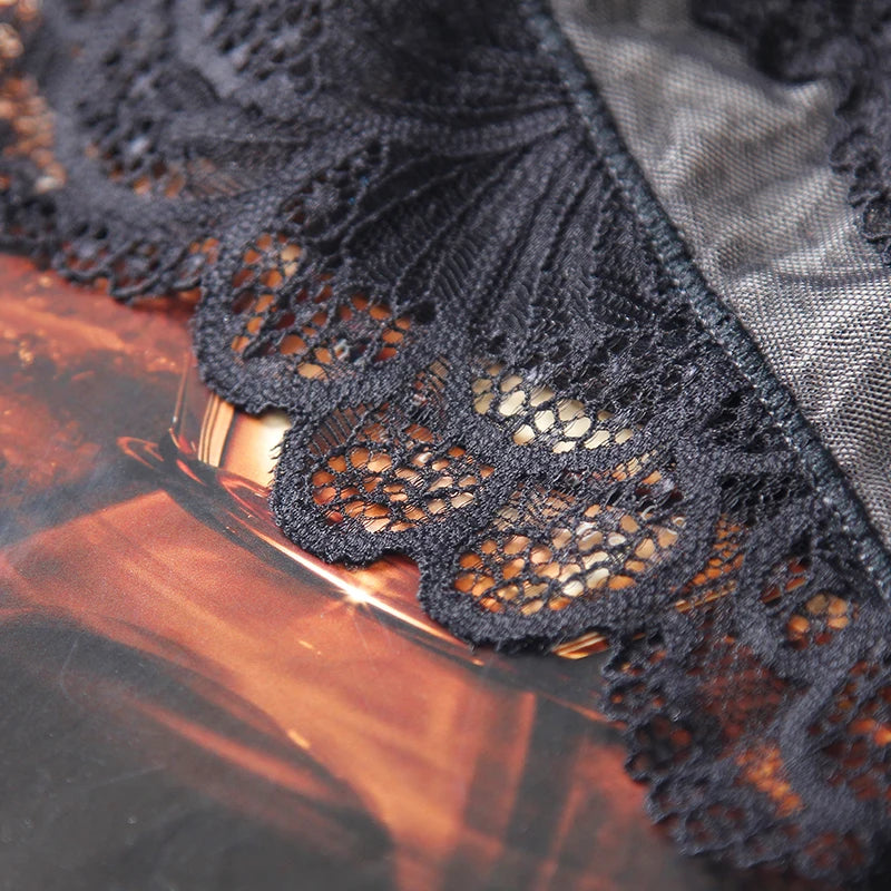 Sexy Women Seamless Panty Floral Lace Hollow Out Transparent Panties Cozy Underwear Female Lingerie Breathable Mesh Low Waist