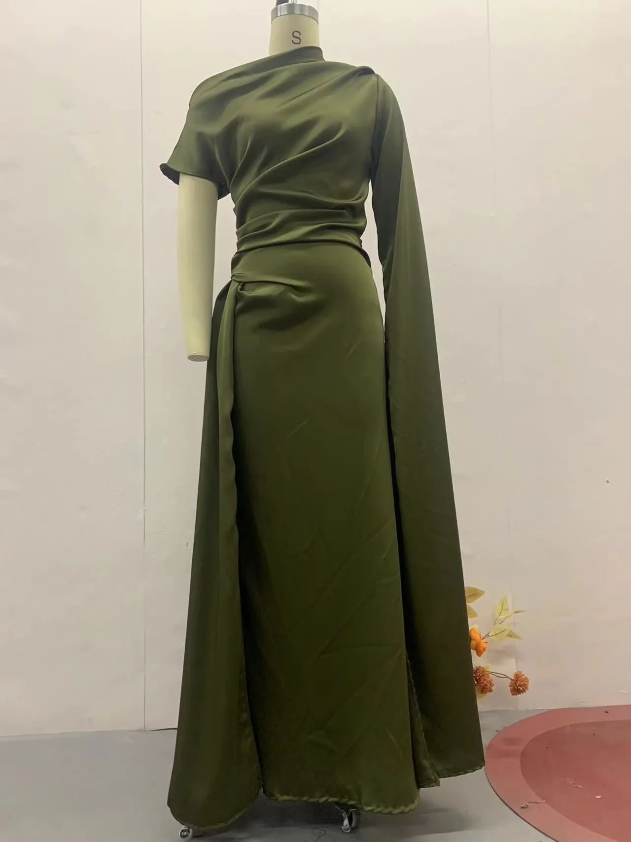 Women's Dress Solid Color Slanted Collar Raglan Sleeves Pleated Waist Long Skirt Temperament Commuting Retro Elegance Long Dress