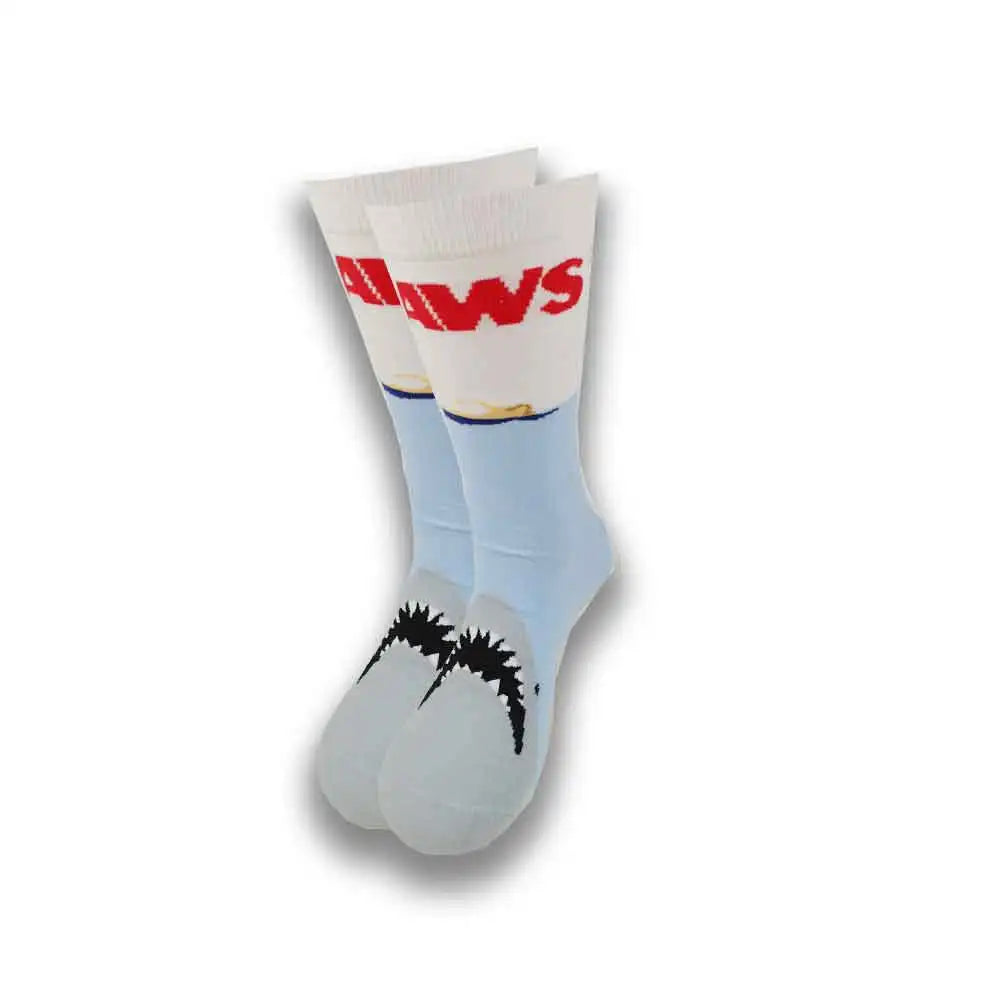 Fashionable design of men's and women's socks in spring and autumn young tube crew socks.