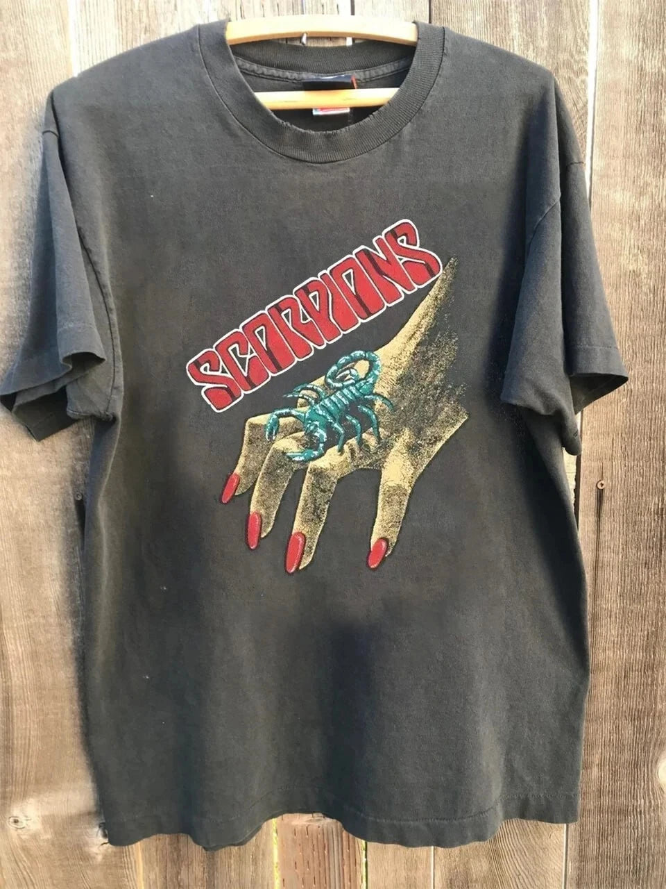 Scorpion Rock Band 1980s Charcoal Short Sleeve T-Shirt Reprint Summer New Men's Women's Retro Fashion T-Shirt