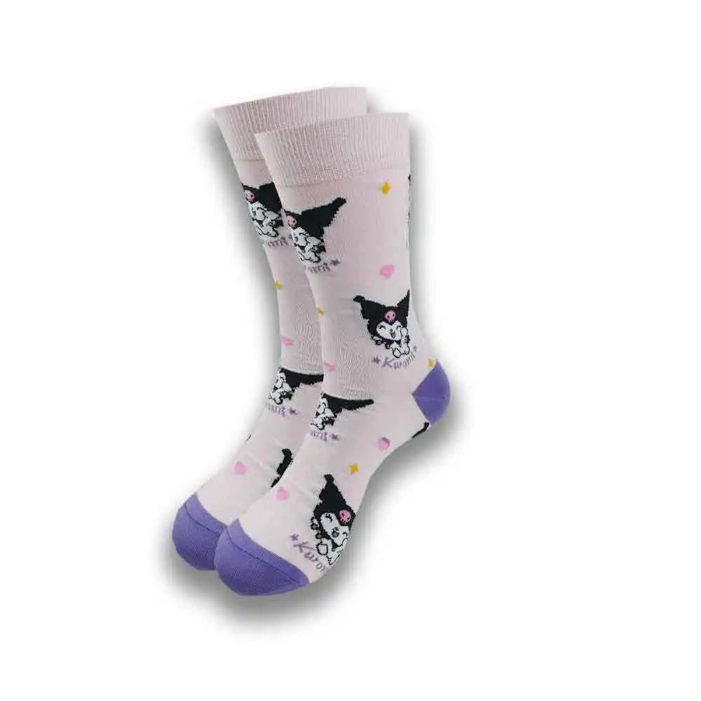 Fashionable design of men's and women's socks in spring and autumn young tube crew socks.