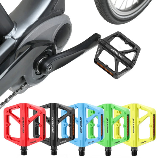 Double DU Bearing Nylon Bicycle Pedals with Reflector Ultralight Bike Pedals Anti-Slip Cycling Safety Pedals for Night Riding