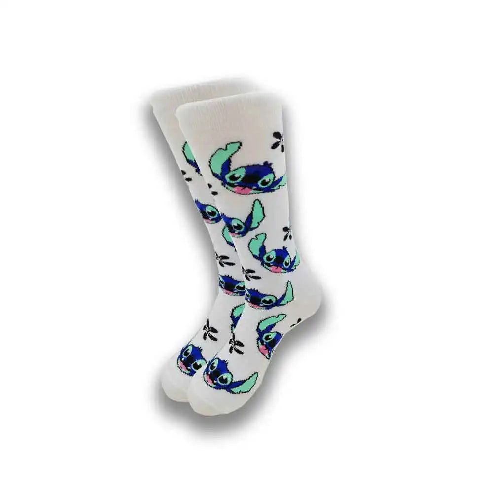 Fashionable design of men's and women's socks in spring and autumn young tube crew socks.