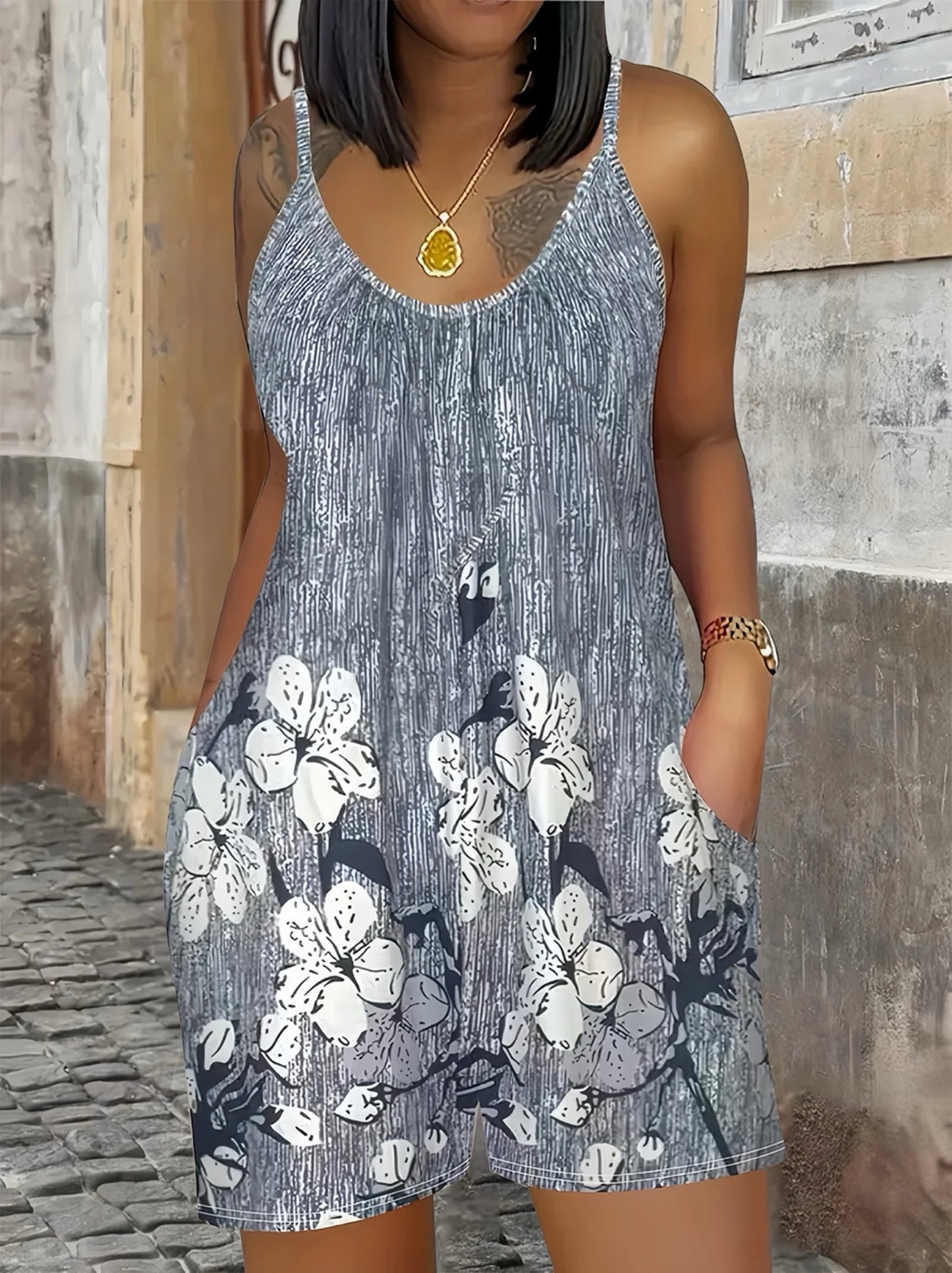 Summer Women's Jumpsuit Striped Print Elegant Sleeveless Shorts Plus Size Romper Casual Fashion