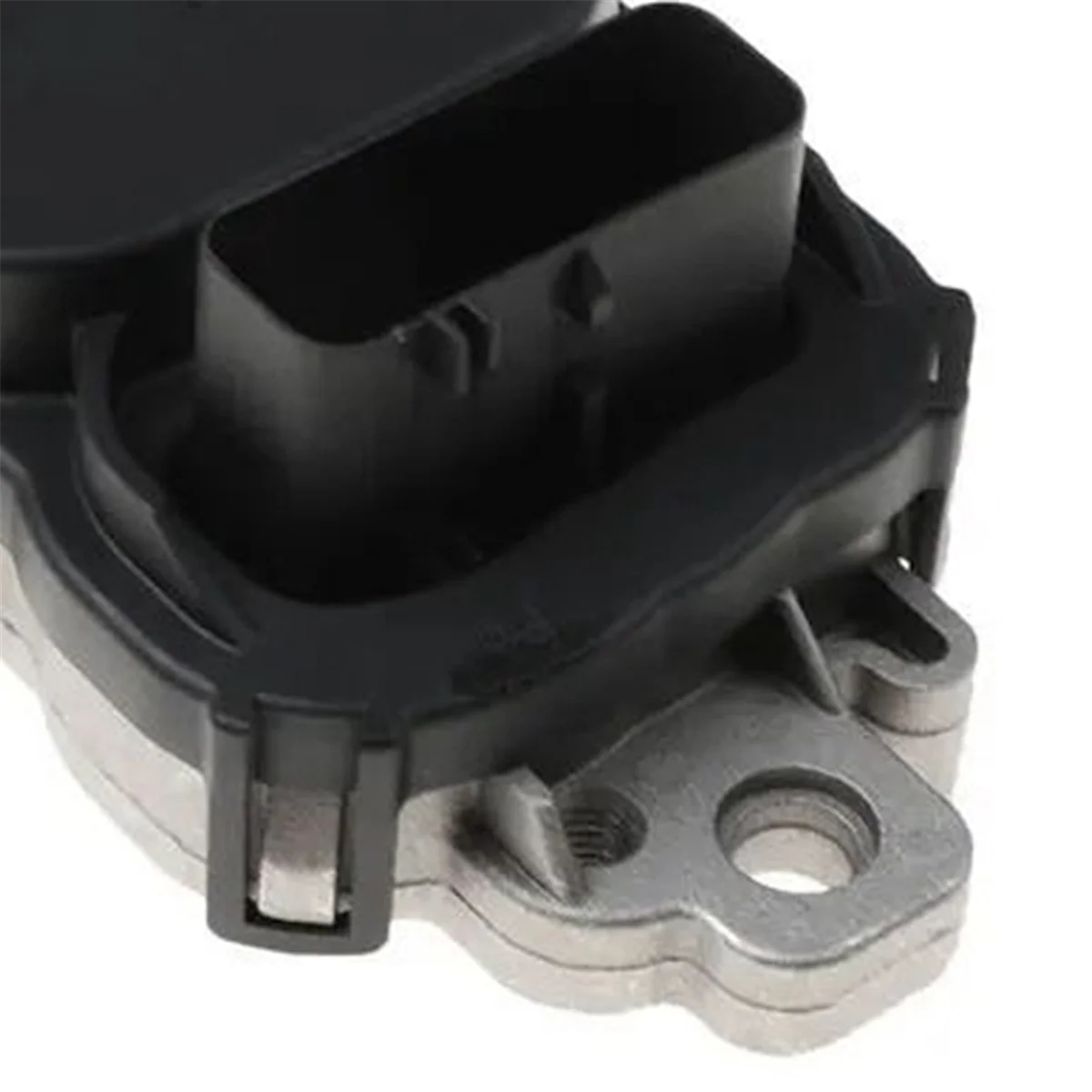 5L8Z9D372B Fuel Pump Control Driver Module For Ford Escape-A77Q