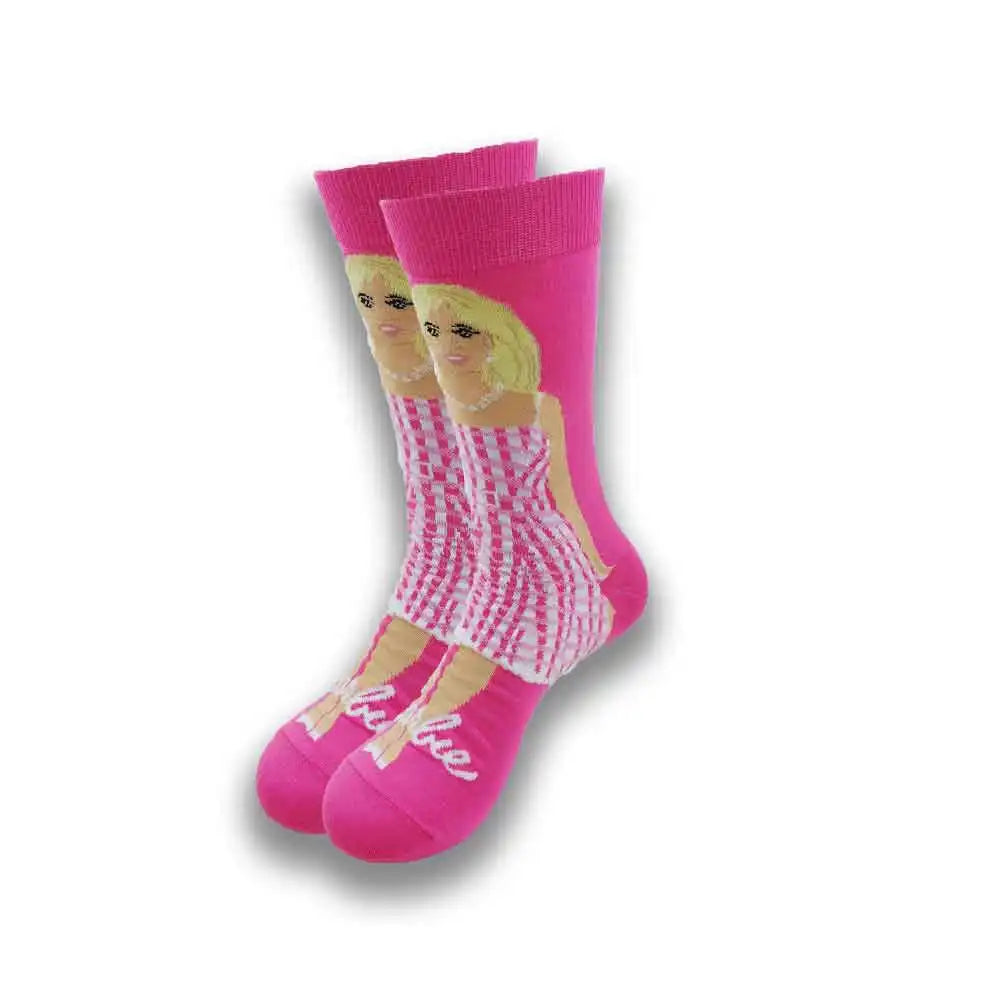 Fashionable design of men's and women's socks in spring and autumn young tube crew socks.