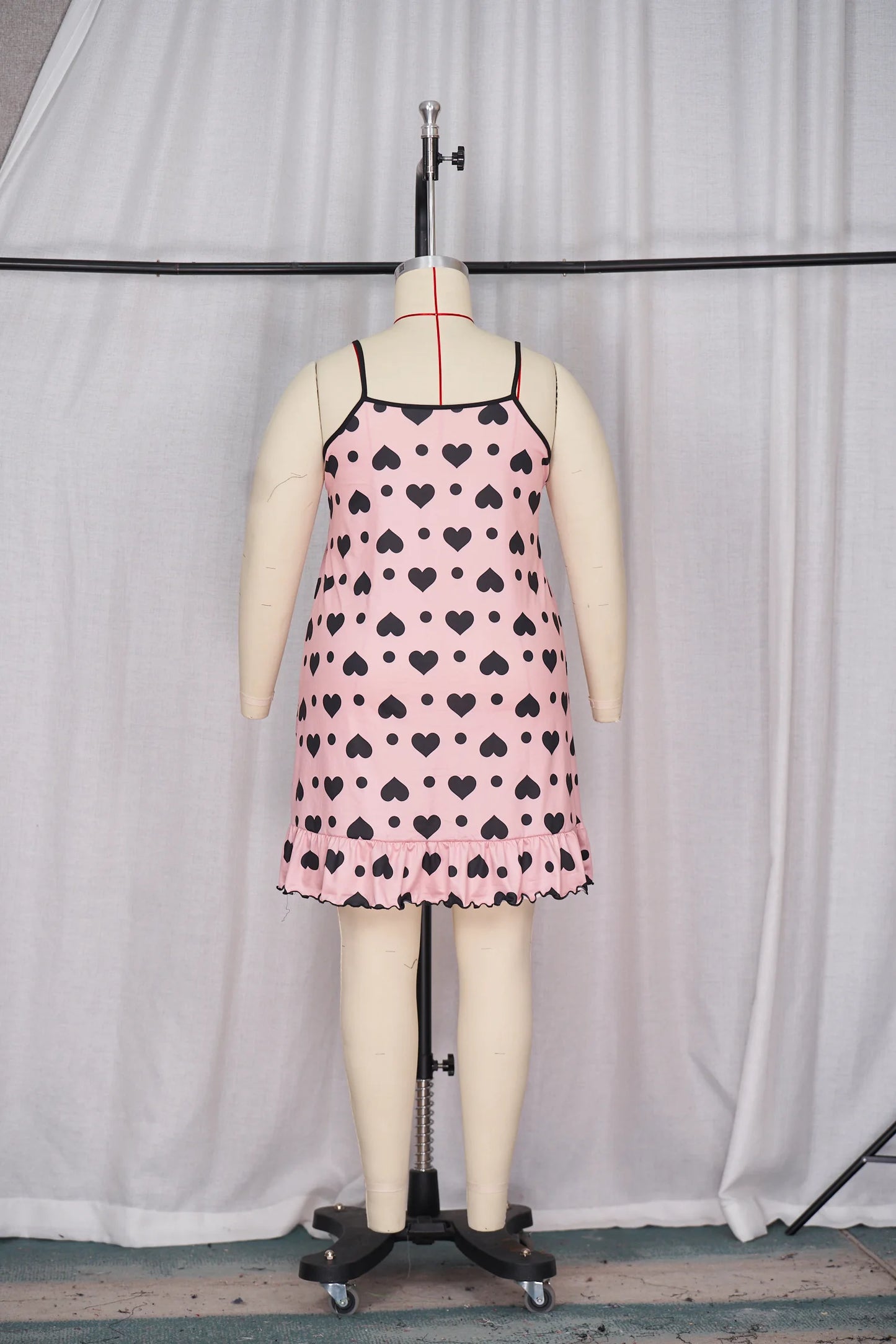 Medium to large-sized women's pajamas  oversized pajamas  loose pajamas  pajamas  home clothing  oversized pajamas  and skirts