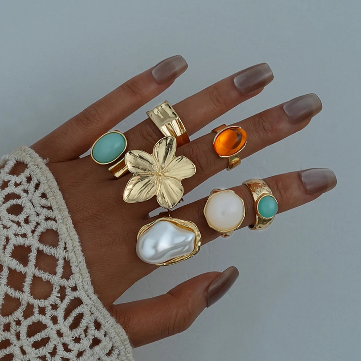 Boho Punk Exaggerated Metal Finger Rings Set for Women Vintage Flower Pearl Crystal Starfish Shell Rings Summer Beach Jewelry
