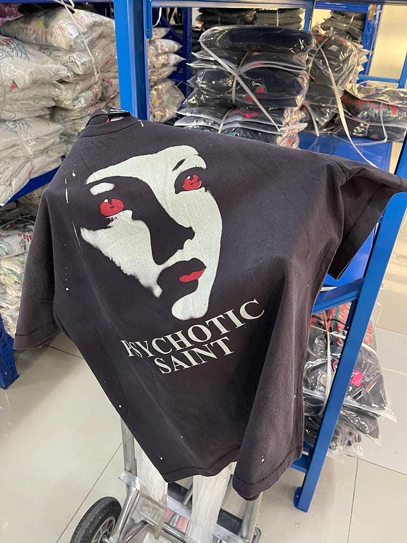 25SS Saint Cartoon Style Female Warrior Graphic T Shirts Street Fashion Men Short Sleeve