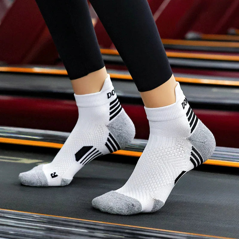 2023 Professional Marathon Running Sock Men Women Sports Fitness Thickened Cushioned Short Tube Low Cut Boat Ankle Socks