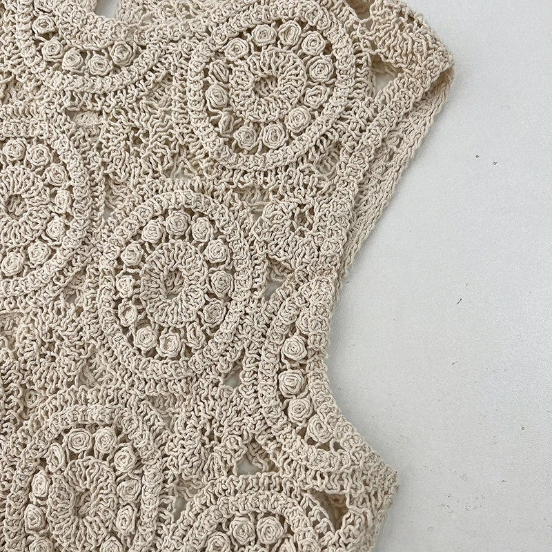 Sheer Crochet Top Embroidery Lace Blouse Sleeveless Open-knit Crop Tops Vest for Women Spring Summer Boho Vacation Outfit